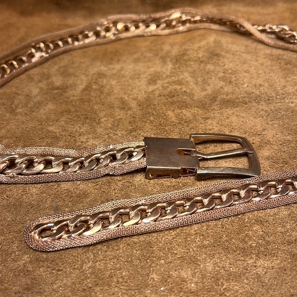 Vintage 80s Brass Chain Belt - Picture 2 of 8